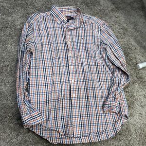 Vineyard vines size medium